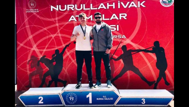 Erzincanlı sporcular cirit ve gülle atmada derece elde etti