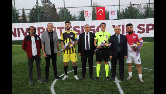 FÜ'de 50. yıl spor şenlikleri başladı