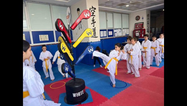 Muş'ta karate kursuna yoğun ilgi