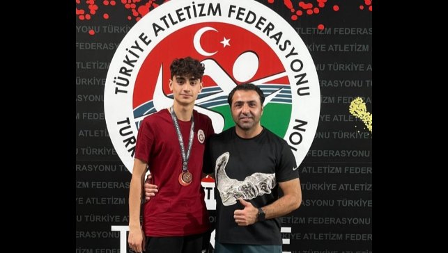 İçli'den üç adım atlama branşında Türkiye Şampiyonluğu