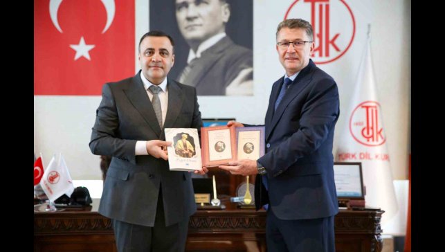 Nizami Gencevi'nin ünlü "Hamse"sinin çevirileri Erzurum'dan