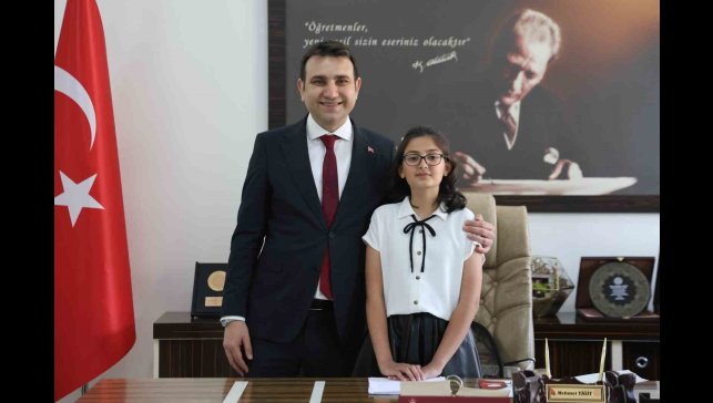 İl Milli Eğitim Müdürü koltuğuna oturan Elif'in ilk icraatı okul servislerinin güvenliği oldu