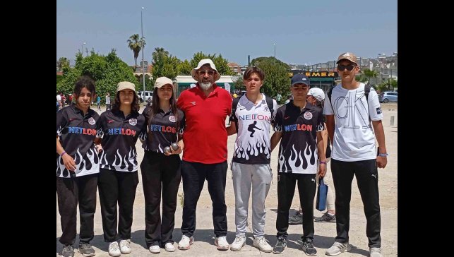 Türkiye Petank Şampiyonası'na Erzincan'dan 8 sporcu katılıyor