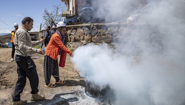 AFAD ekiplerinden Tunceli'nin köylerinde afet farkındalığı seferberliği