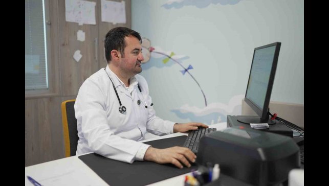 "Baharda alerjik rinit belirtilerini hafife almayın"