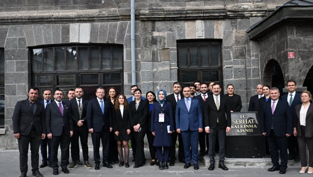 Sanayi ve Teknoloji Bakanı Kacır, Kars'ta ziyaretlerde bulundu
