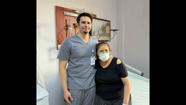 7 yıl boyunca çürümüş böbrekle yaşayan kadın, 4 saatlik ameliyatla sağlığına kavuştu