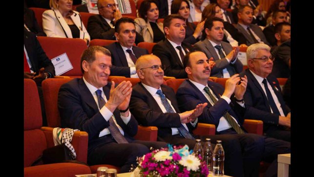 Başkan Er, Türk Dünyası Belediyeler Birliği yürütme kurulu üyeliğine seçildi