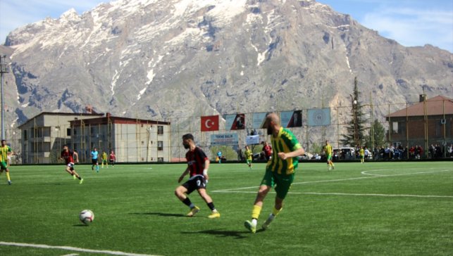Hakkari Zapspor, konuk ettiği Yeşil Vartospor'u yendi