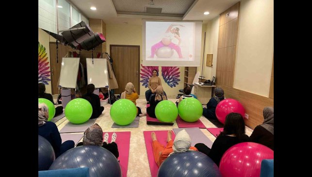 Uzm. Dr. Mehmet Meral: "Doğum korkulacak değil, kutlanılacak bir eylemdir"