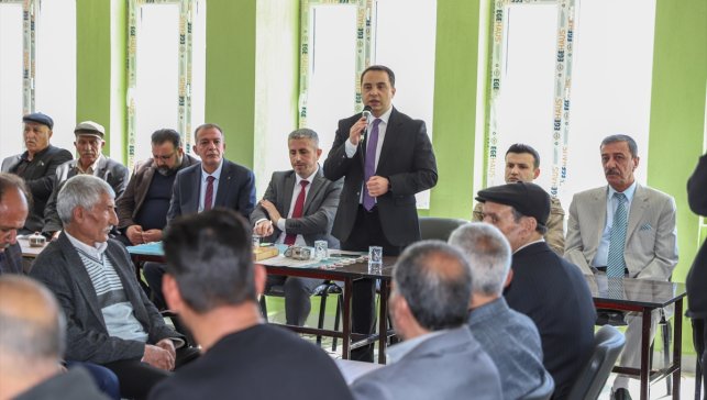 Muradiye'de husumetli aileler barıştırıldı