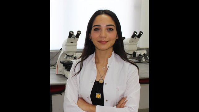 Çiğ tavukla temas eden yüzeyler gıda zehirlenmelerine yol açabiliyor