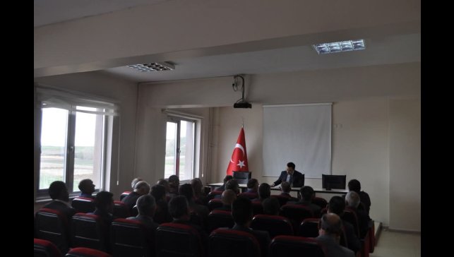 Kaymakam Demirtaş, muhtarlarla buluştu