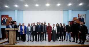 AİÇÜ’de “Sağlıkta Yapay Zeka Kullanımı” konulu seminer düzenlendi