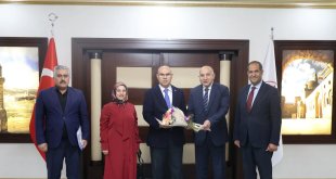 Vali Mustafa Koç, SGK Haftası dolayısıyla İl Müdürü Ahmet Birik’i kabul etti