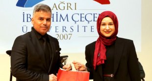 AİÇÜ’de Öğrenciler Arası Ses Yarışması Düzenlendi