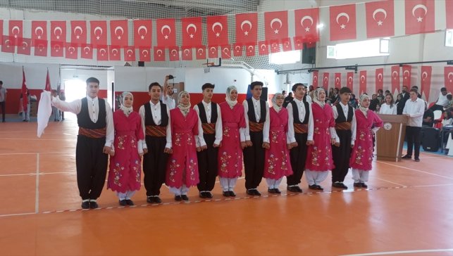 Sivrice'de 19 Mayıs Atatürk'ü Anma, Gençlik ve Spor Bayramı kutlandı