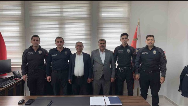 Bulanık'ta devriye atarken hayat kurtaran polislere teşekkür ziyareti