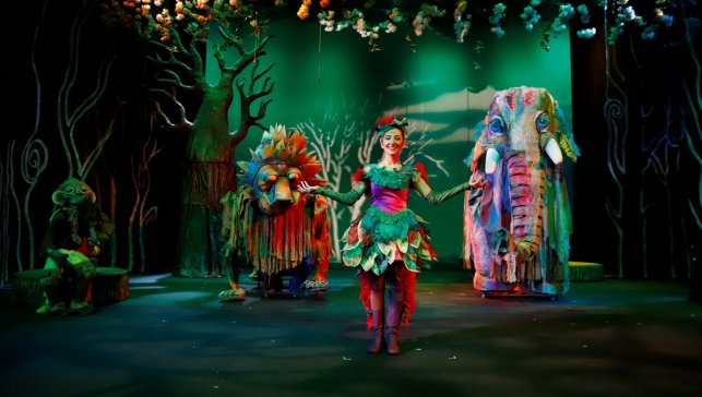 Erzurum Devlet Tiyatrosu "turne otobüsü"yle sanatı ilçelere taşıyacak