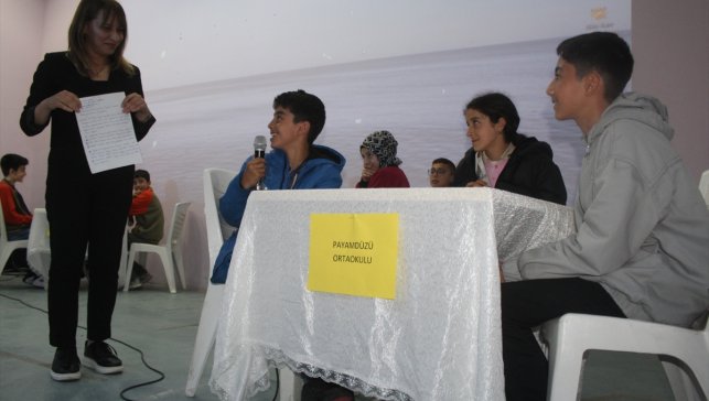 Çemişgezek'te ortaokullar arası bilgi yarışması yapıldı