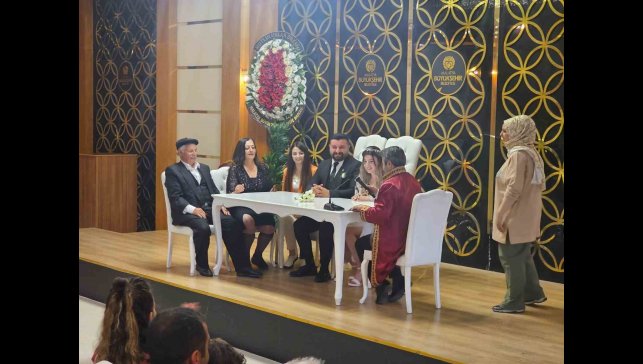 Malatya'da nikah salonlarında '05.05.2025' yoğunluğu