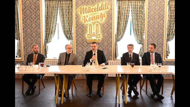 Teravih namazlarını hatimle kıldıran hocalar unutulmadı