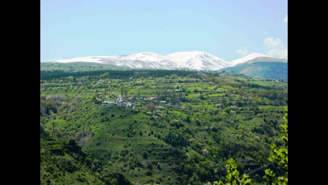Posof'ta baharla gelen güzellikler