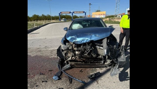 Akçadağ'da iki araç çarpıştı: 1 yaralı