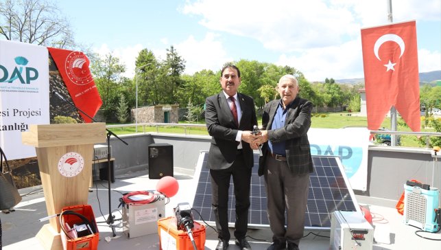 Bingöl'de besicilere hibe destekli ekipman dağıtıldı