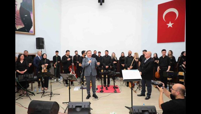 Halk müziği sanatçısı Ali Ekber Çiçek anıldı