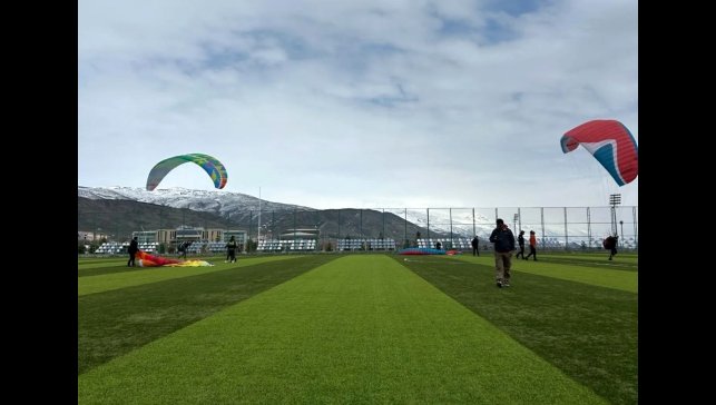 Üniversite Genç Kanatlar Kulübü, yamaç paraşütü deneyimi yaşadı