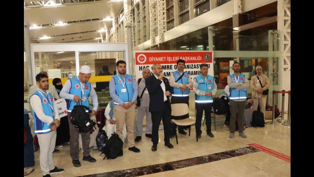 Elazığ'dan ilk hac kafilesi dualarla uğurlandı