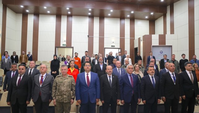Erzurum'da düzenlenen "Doğu Cephesi Tarihi Alanları Çalıştayı" sona erdi