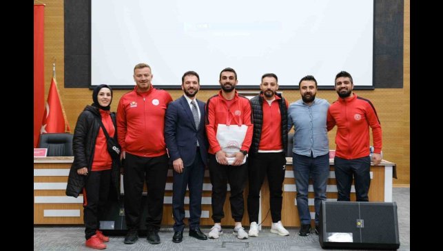 GSİM antrenörelerine bilgi yarışması