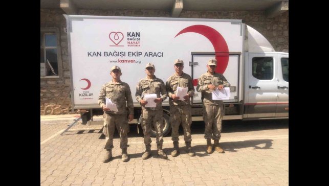 Jandarmadan kan bağışı