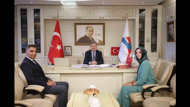 AİÇÜ Rektör Yardımcılığına Prof. Dr. Hülya Akıncıoğlu Atandı