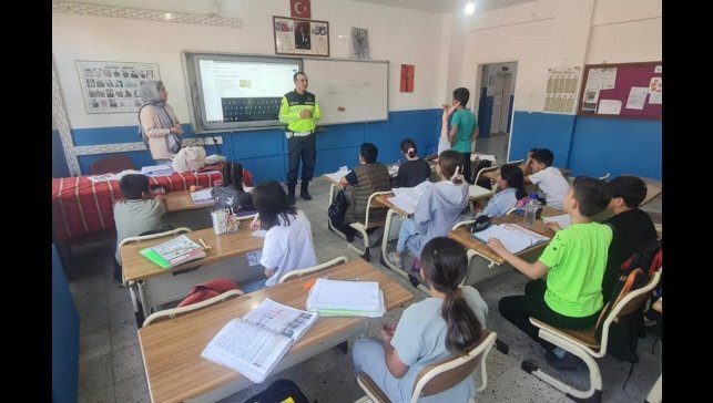 Iğdır'da öğrencilere trafik bilinci eğitimi verildi