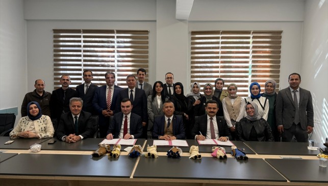 Erzurum'da ehramdan bez bebek üretimi için 3 ilçenin kaymakamlığı işbirliği yaptı