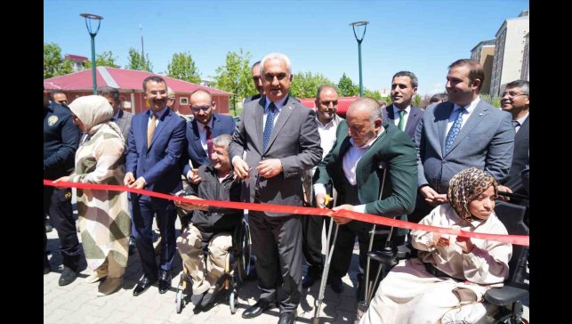 Muş'ta engellilere yönelik iki mesleki kursun açılışı yapıldı