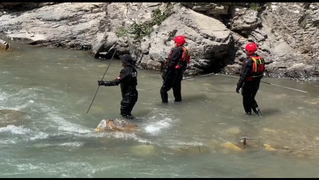 Hakkari'de derede kaybolan 16 yaşındaki İbrahim'i arama çalışmaları devam ediyor