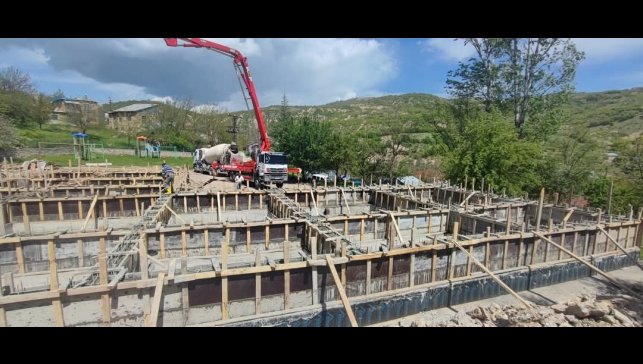 Mazgirt'te depreme dayanıksızlığı nedeni ile yıkılan okul yeniden yapılıyor