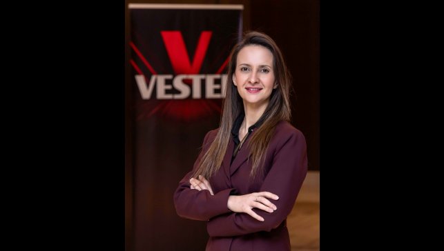 Vestel'den ralli pilotu Kübra Denizci Keskin'e destek