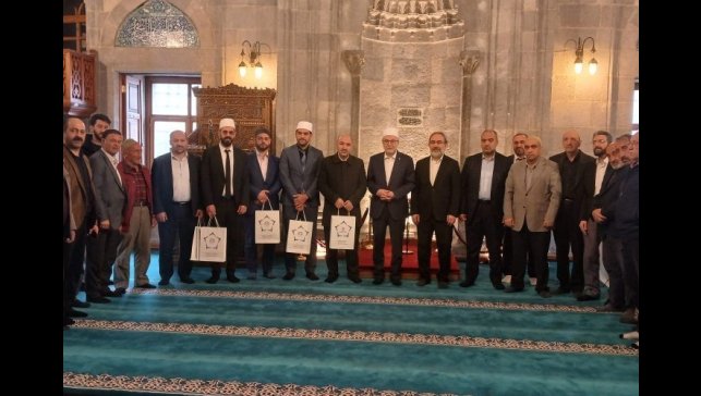 Kur'an-ı Kerim'i güzel okumak için yarıştılar