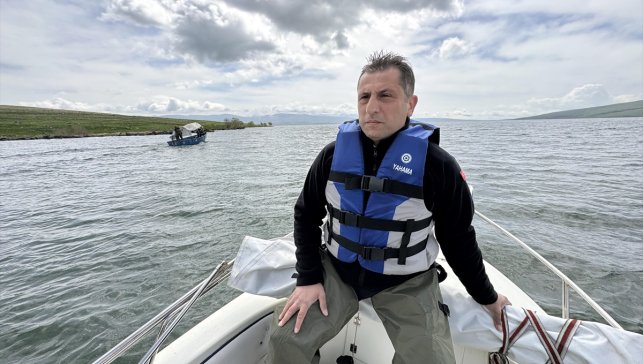 Çıldır Gölü'nün derinliklerindeki hayalet ağlar temizlendi