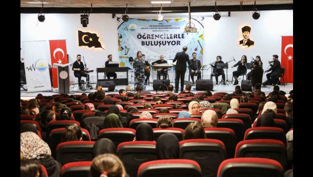 Van Büyükşehir Belediyesi Konservatuvarı ilçelerle buluşuyor