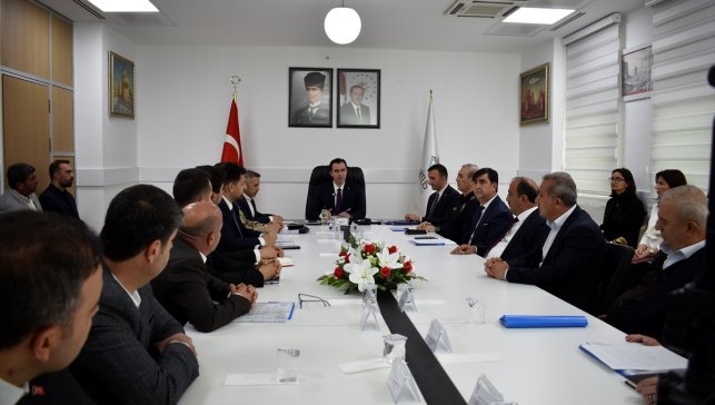 Bitlis'te sahipsiz hayvanları izleme ve denetim toplantısı yapıldı