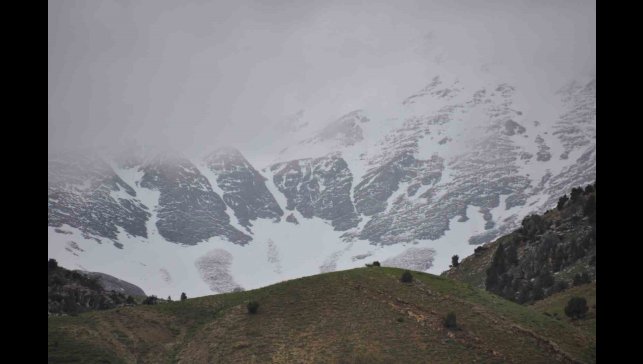 Tunceli'de yüksek kesimlere kar yağdı