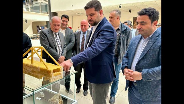 Çubuk makarnadan yapılan köprüler yarıştı