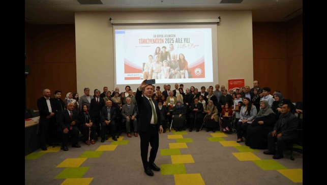 24 örnek aileye şilt takdim edildi