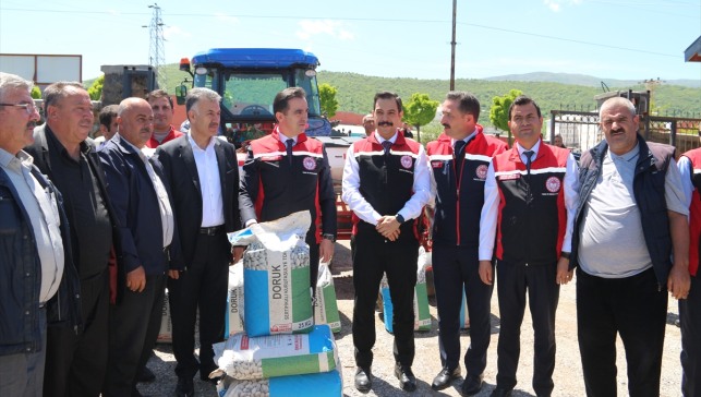 Bitlis'te çiftçilere yüzde 75 hibeli kuru fasulye tohumu dağıtıldı